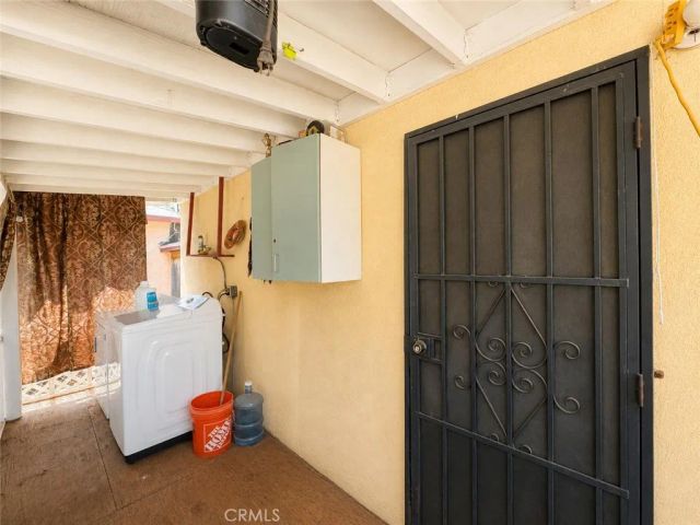 3942 Gleason Street, Los Angeles, CA 90063