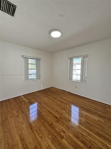 5353 SW 6th St -, Miami, FL 33134