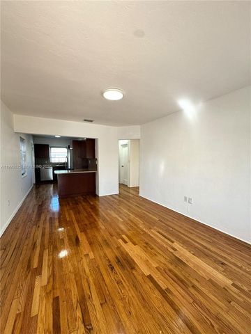 5353 SW 6th St -, Miami, FL 33134