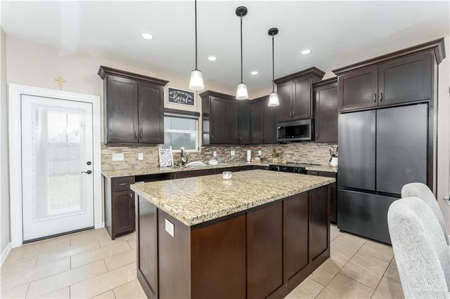 709 La Laguna Road, Mission, TX 78572