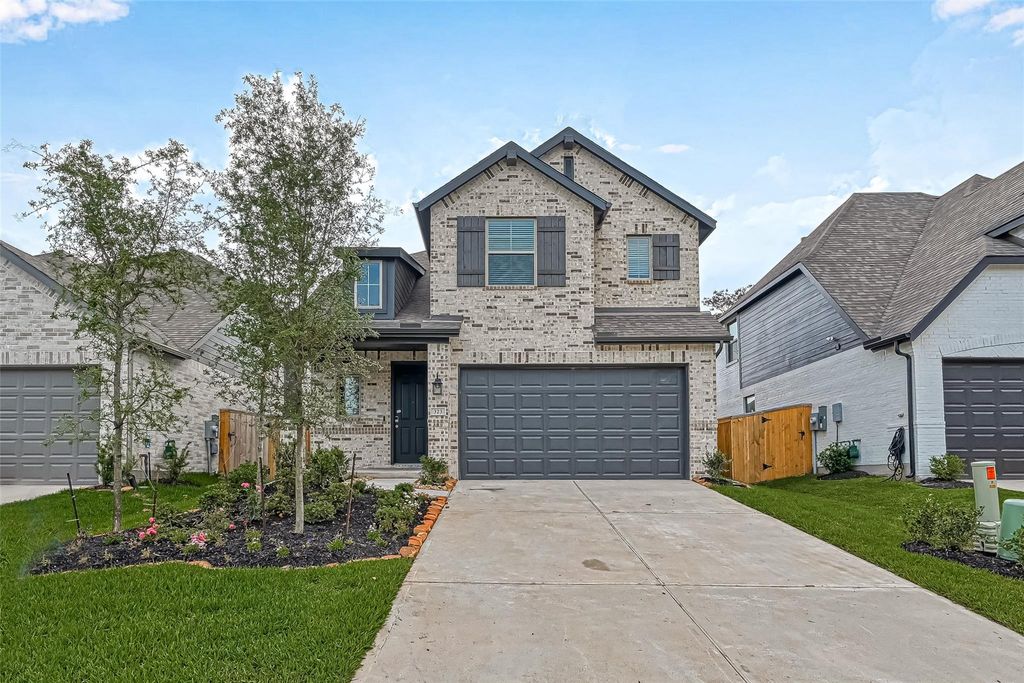323 Highland Bayou Drive, Conroe, TX 77304