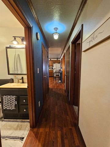 432 N Roosevelt St, Lindsborg, KS 67456