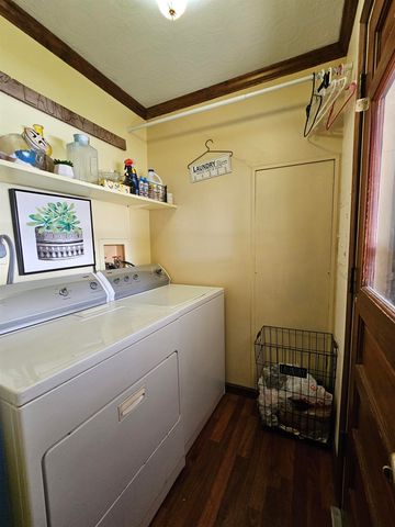 432 N Roosevelt St, Lindsborg, KS 67456