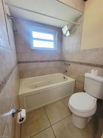 2505 E 2nd ST, Lehigh Acres, FL 33936