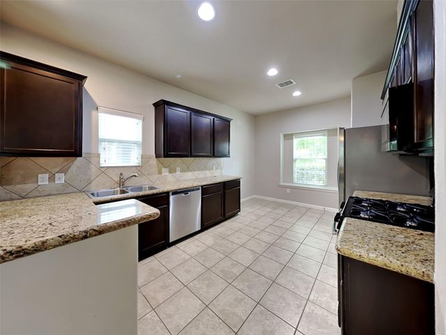 18468 Sunrise Maple Drive, Montgomery, TX 77316