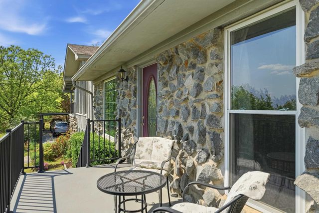 185 Lower Ridge Road, Conway, AR 72032