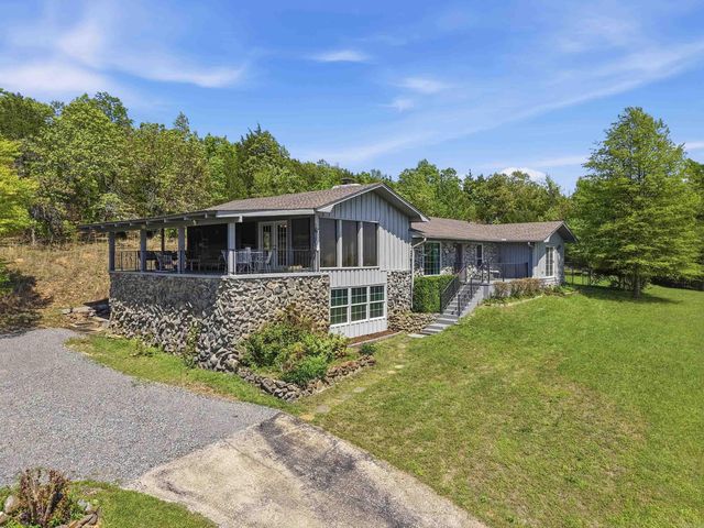 185 Lower Ridge Road, Conway, AR 72032