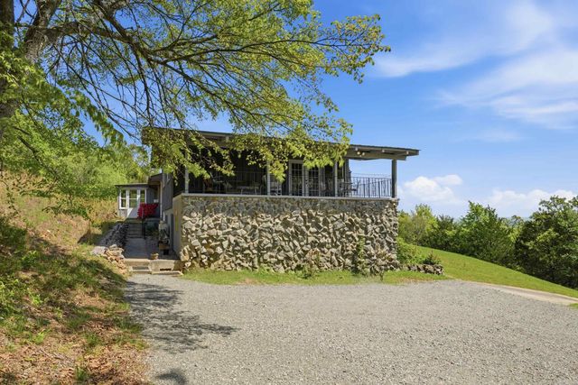185 Lower Ridge Road, Conway, AR 72032