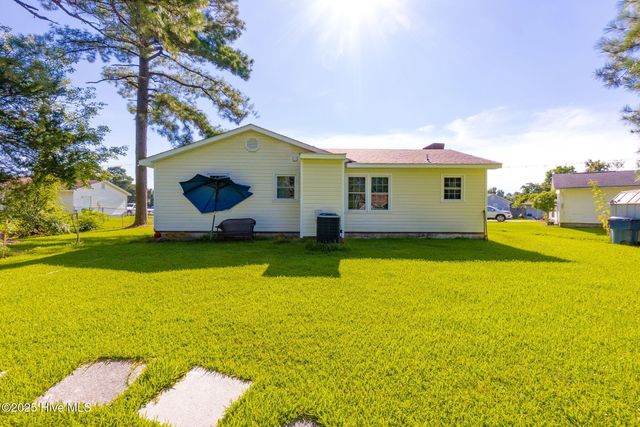 114 Wolfpack Court, Havelock, NC 28532