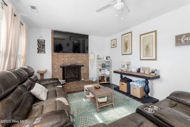 114 Wolfpack Court, Havelock, NC 28532