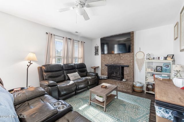 114 Wolfpack Court, Havelock, NC 28532