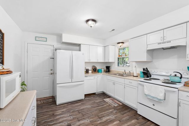 114 Wolfpack Court, Havelock, NC 28532