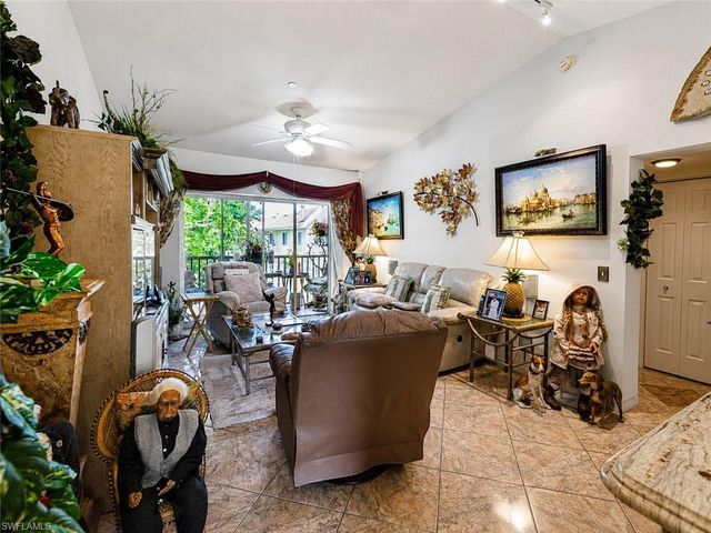 8294 Key Royal CIR 1631, Naples, FL 34119