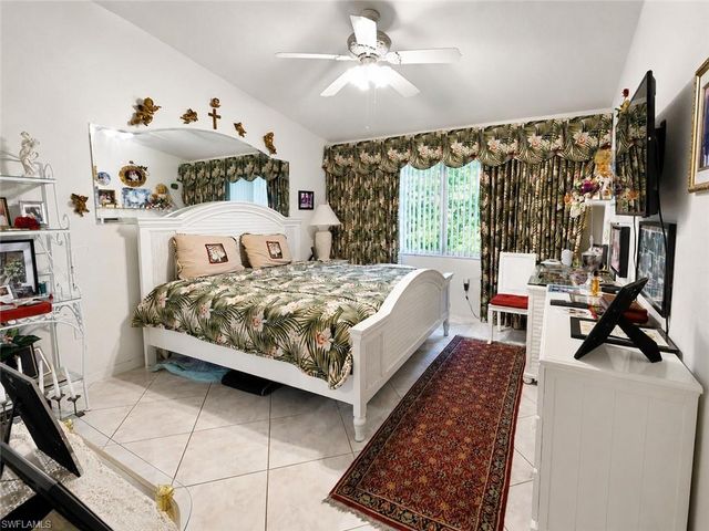 8294 Key Royal CIR 1631, Naples, FL 34119