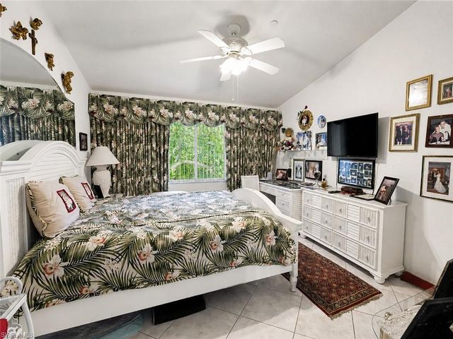 8294 Key Royal CIR 1631, Naples, FL 34119