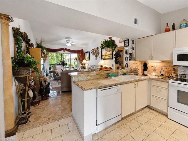 8294 Key Royal CIR 1631, Naples, FL 34119