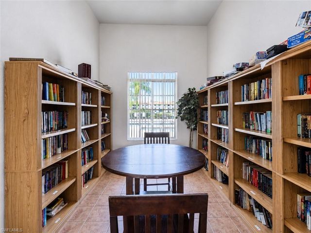 8294 Key Royal CIR 1631, Naples, FL 34119