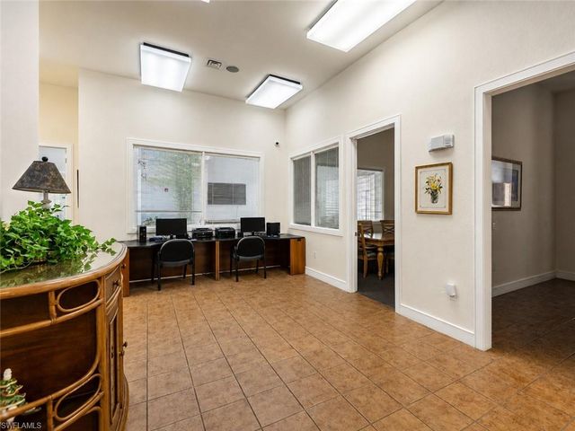 8294 Key Royal CIR 1631, Naples, FL 34119