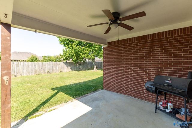 1735 Nottingham Drive SW, Decatur, AL 35603