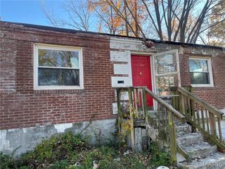 1900 Hildred Avenue, St Louis, MO 63136