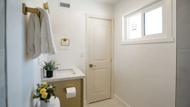 3540 Armourdale, Long Beach, CA 90808