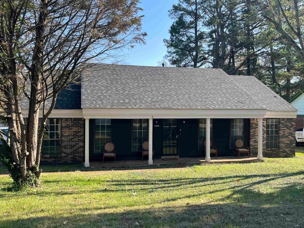 3010 FALKIRK RD, Memphis, TN 38128