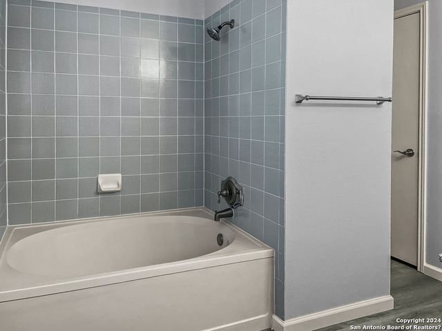 13211 HUNTSMAN RD, San Antonio, TX 78249