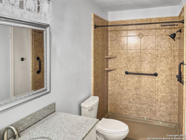 13211 HUNTSMAN RD, San Antonio, TX 78249