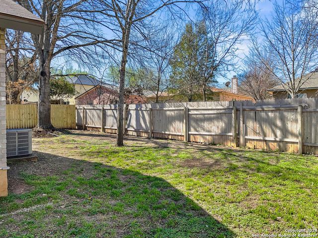 13211 HUNTSMAN RD, San Antonio, TX 78249