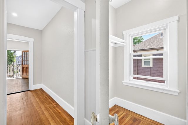 36 Mayfield 2, Boston, MA 02125