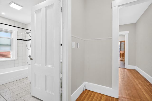 36 Mayfield 2, Boston, MA 02125