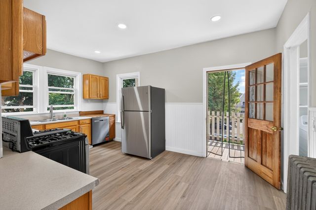 36 Mayfield 2, Boston, MA 02125