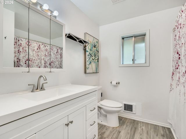 364 ALPINE St, Seaside, OR 97138