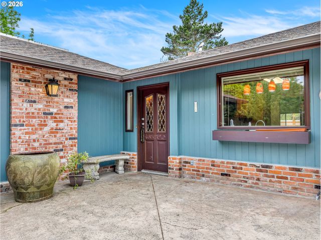 364 ALPINE St, Seaside, OR 97138