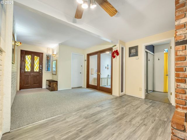 364 ALPINE St, Seaside, OR 97138