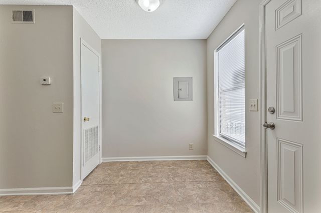 3319A Felicia St, Nashville, TN 37209