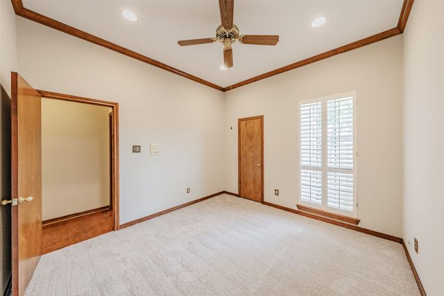 6010 Millwood Drive, Arlington, TX 76016