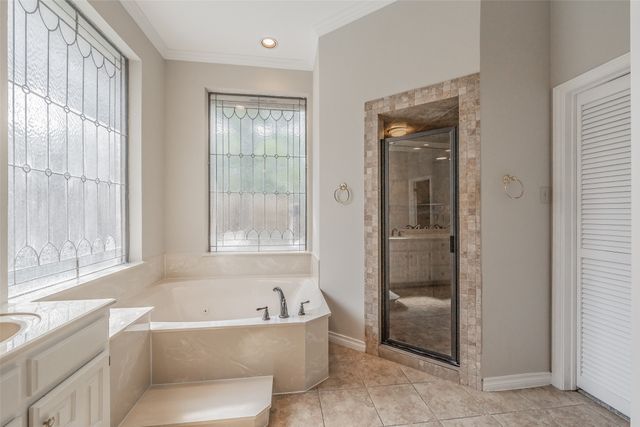 6010 Millwood Drive, Arlington, TX 76016