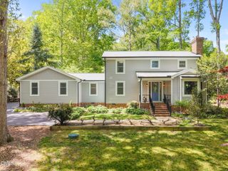 8 Sedgewood Road, Chapel Hill, NC 27514