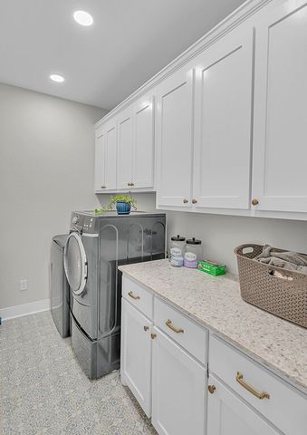 195 Rayford Drive, Lorena, TX 76655