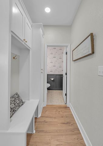 195 Rayford Drive, Lorena, TX 76655