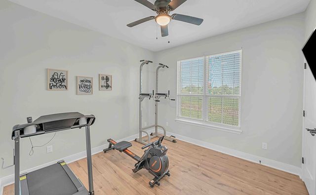 195 Rayford Drive, Lorena, TX 76655