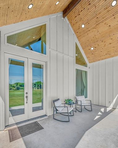 195 Rayford Drive, Lorena, TX 76655
