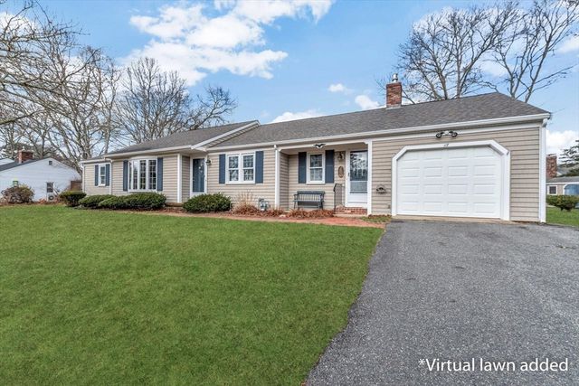 117 Elijah Childs Ln, Barnstable, MA 02632