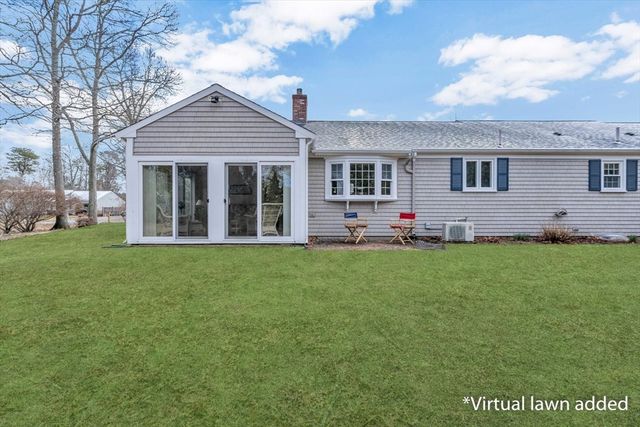 117 Elijah Childs Ln, Barnstable, MA 02632