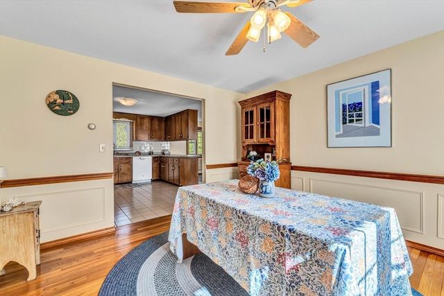 117 Elijah Childs Ln, Barnstable, MA 02632
