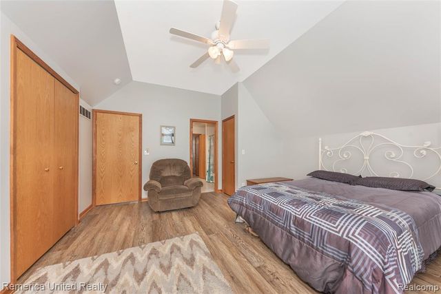 1491 Division Drive, Hartland, MI 48353