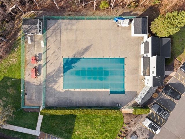 39 Will Drive 16, Canton, MA 02021