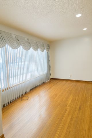 214 Eastgate Avenue, Chicago Heights, IL 60411