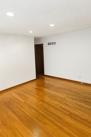 214 Eastgate Avenue, Chicago Heights, IL 60411